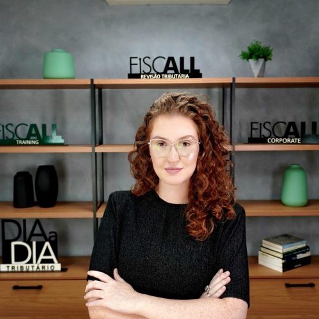 Julia Cristina Reinehr